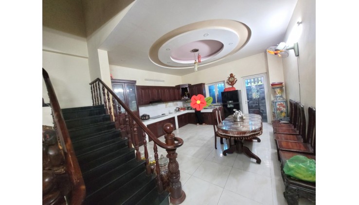 Ngộp giảm Sốc 1.9 tỷ Siêu Phẩm 4 Tầng Mặt Tiền 90m2_5*18 Chỉ Hơn 8 tỷ Khu Vip Tăng Nhơn Phú B Thủ Đức Quá Ngon